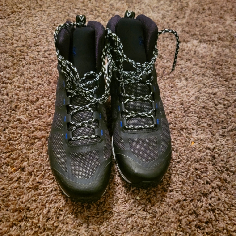Under Armour Verge Mid size 11.5